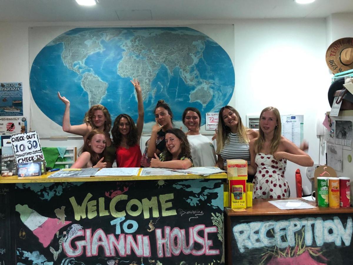 Hostel Gianni House Backpackers